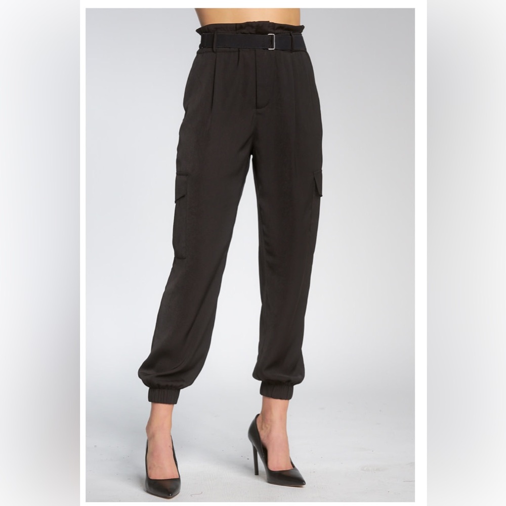 ELAN Belted Cargo Joggers - Medium